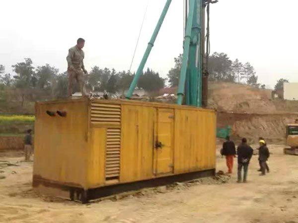 岑溪如何判断水冷式机油散热器密封件是否需要更换？